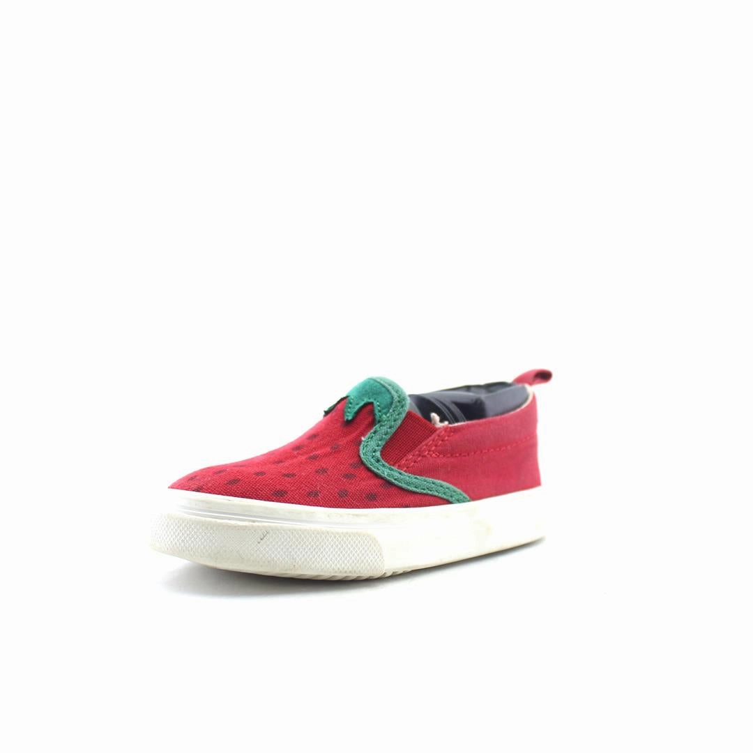 OLD NAVY . affordable Old Navy shoe visuals