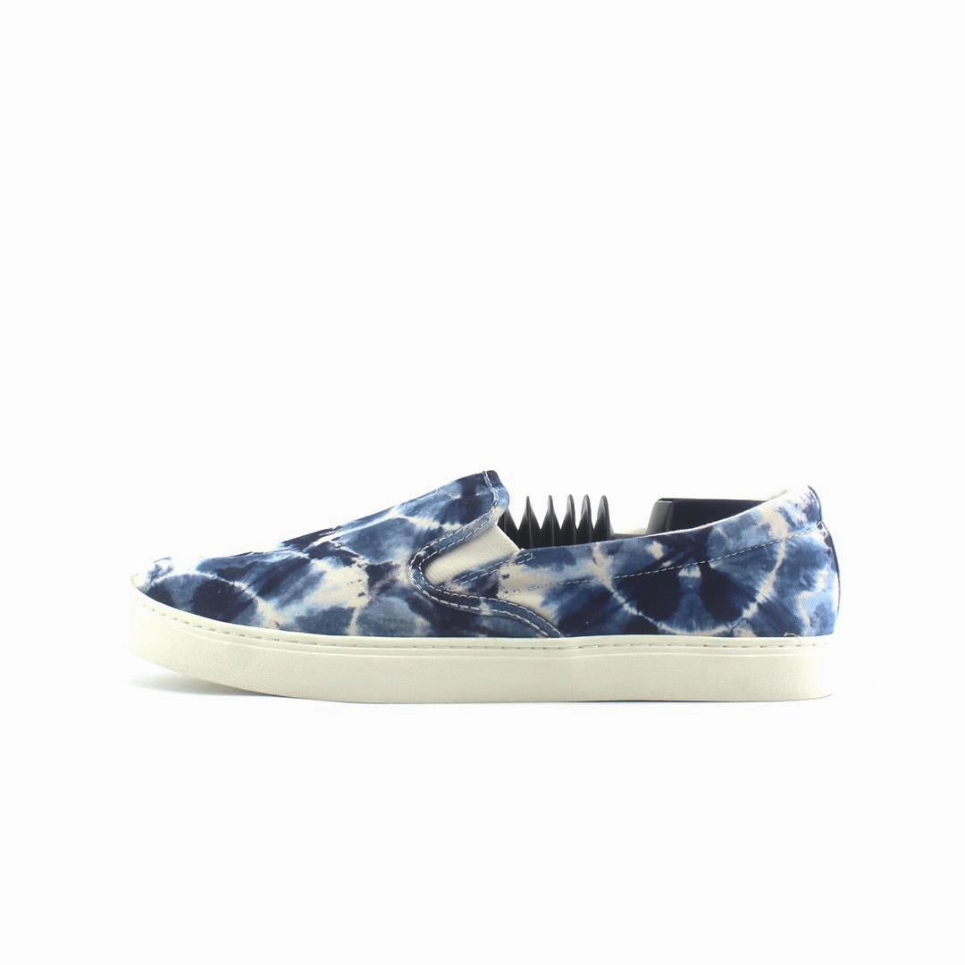 OLD NAVY . Old Navy versatile casual footwear