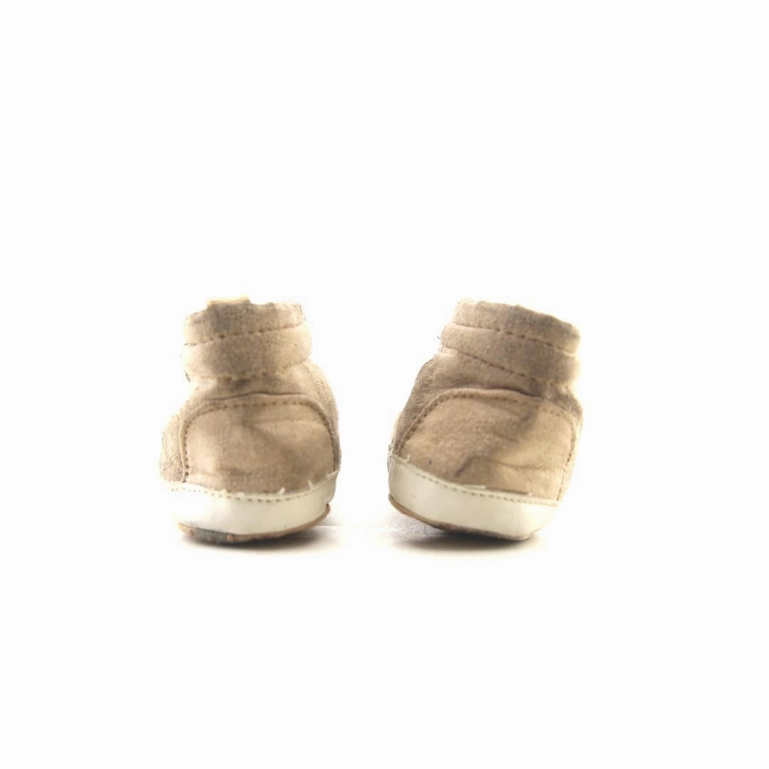 OLD NAVY . affordable Old Navy shoe visuals