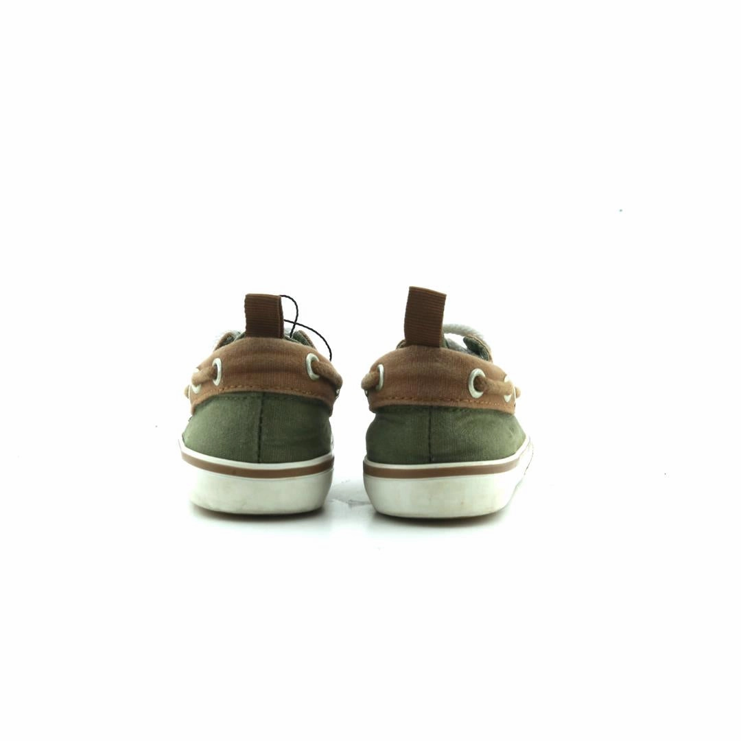 OLD NAVY . affordable Old Navy shoe visuals