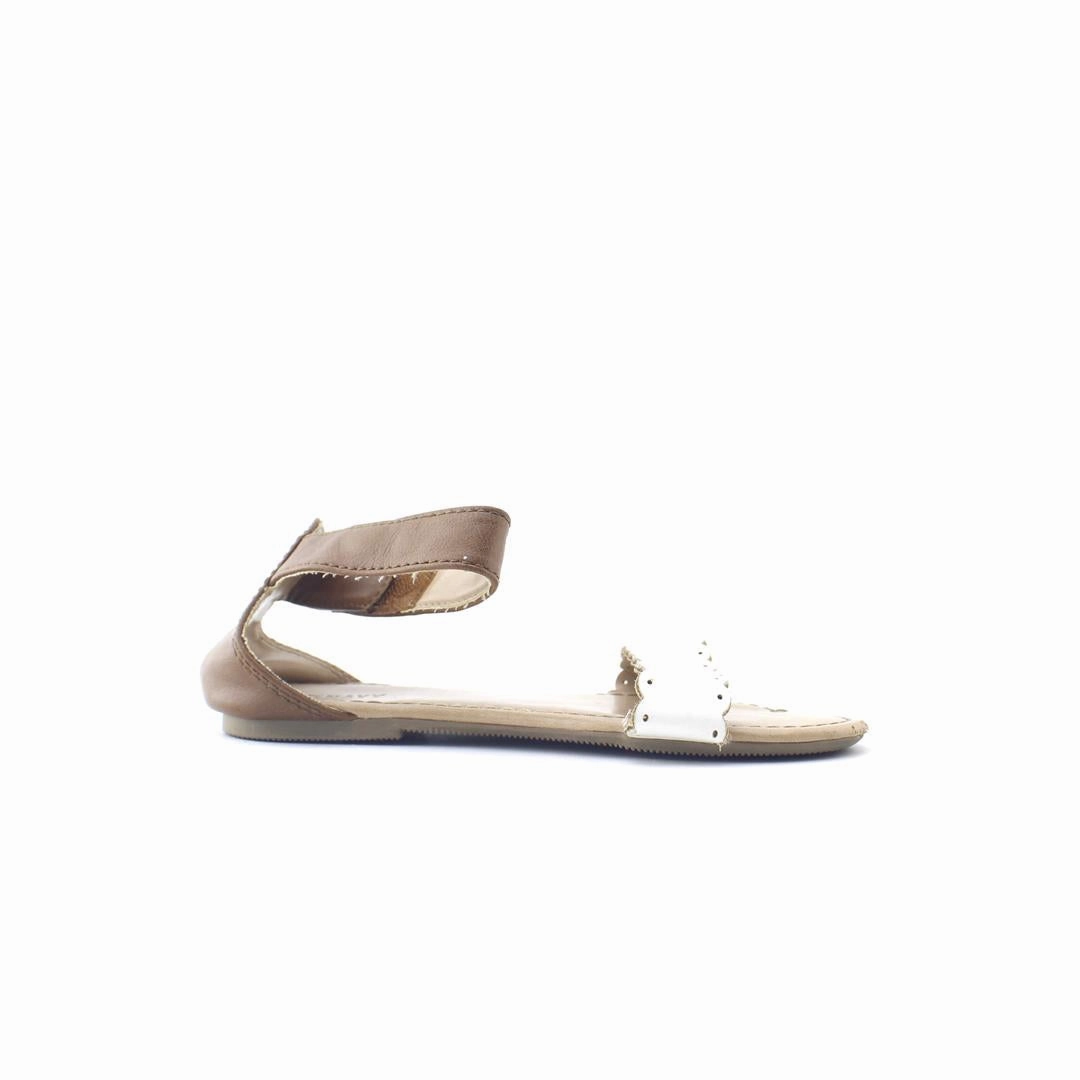 OLD NAVY . affordable Old Navy shoe visuals