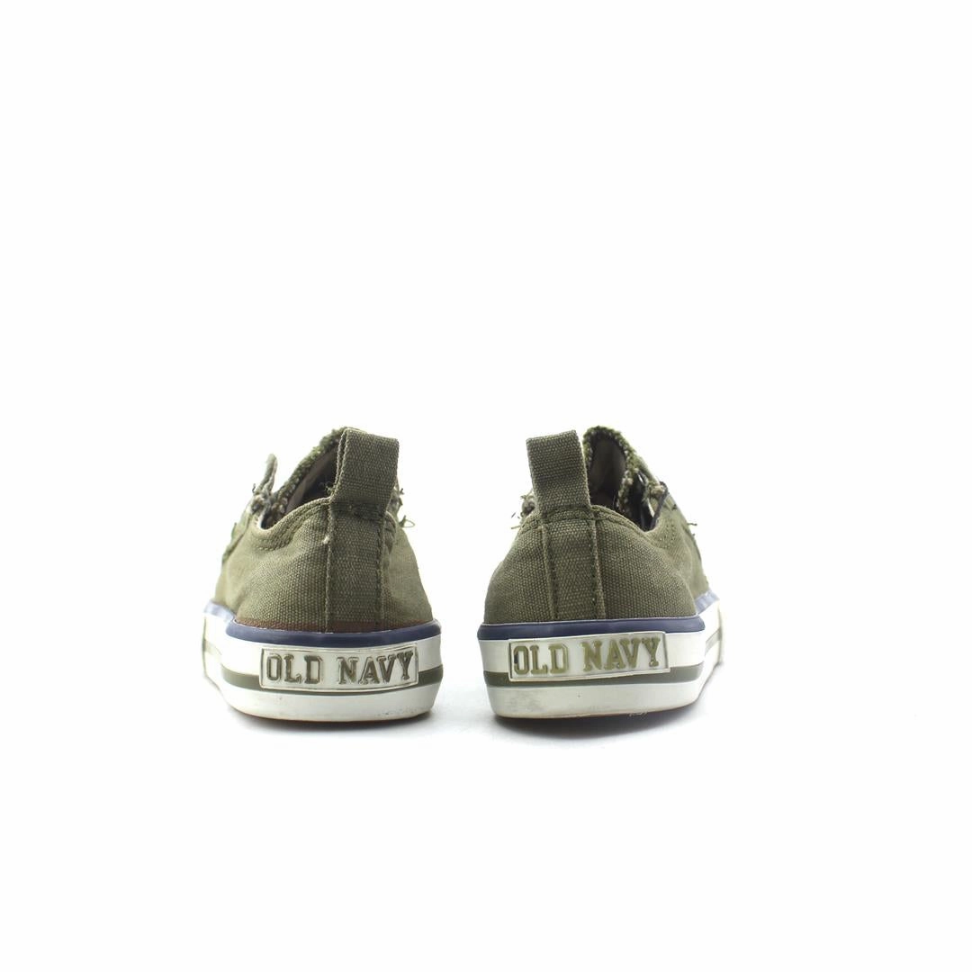 OLD NAVY . affordable Old Navy shoe visuals