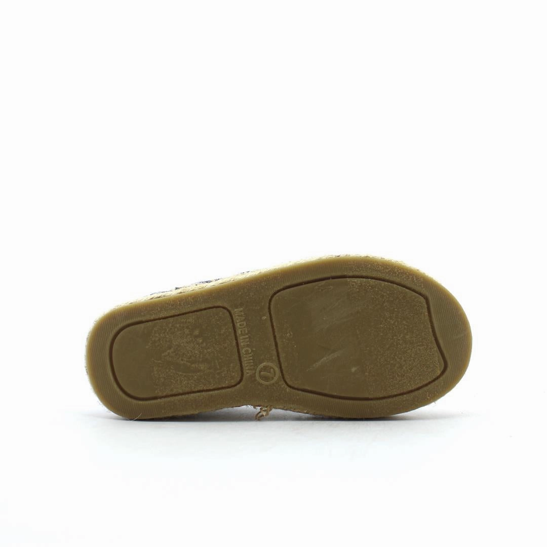 OLD NAVY . affordable Old Navy shoe visuals