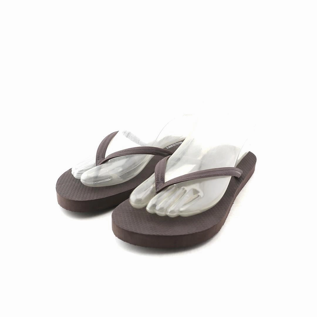 OLD NAVY . Old Navy versatile casual footwear
