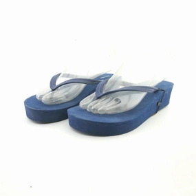 OLD NAVY . Old Navy versatile casual footwear
