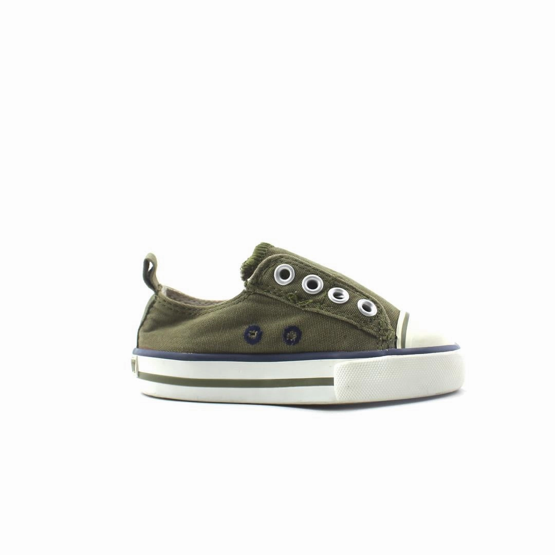 OLD NAVY . affordable Old Navy shoe visuals