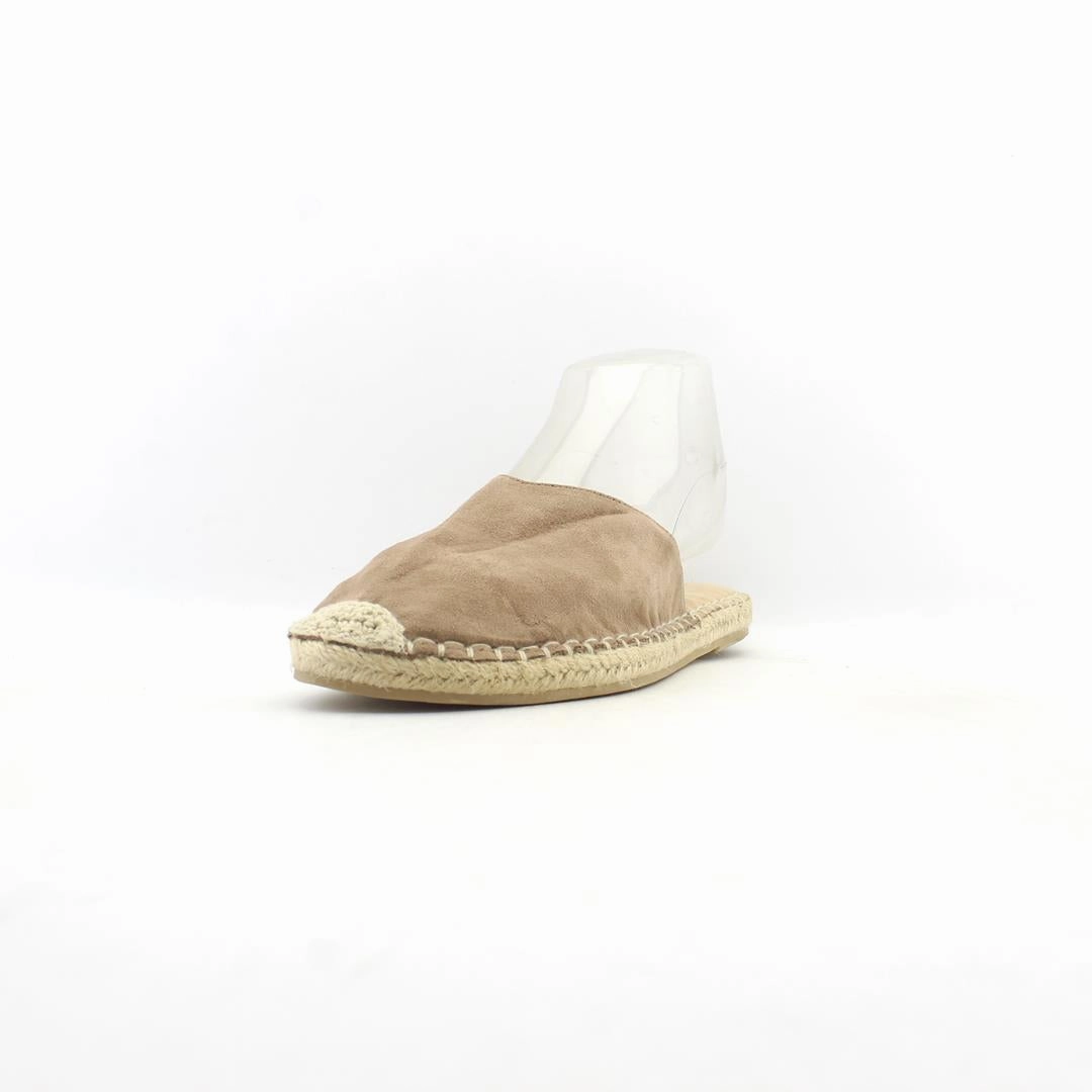 OLD NAVY . affordable Old Navy shoe visuals