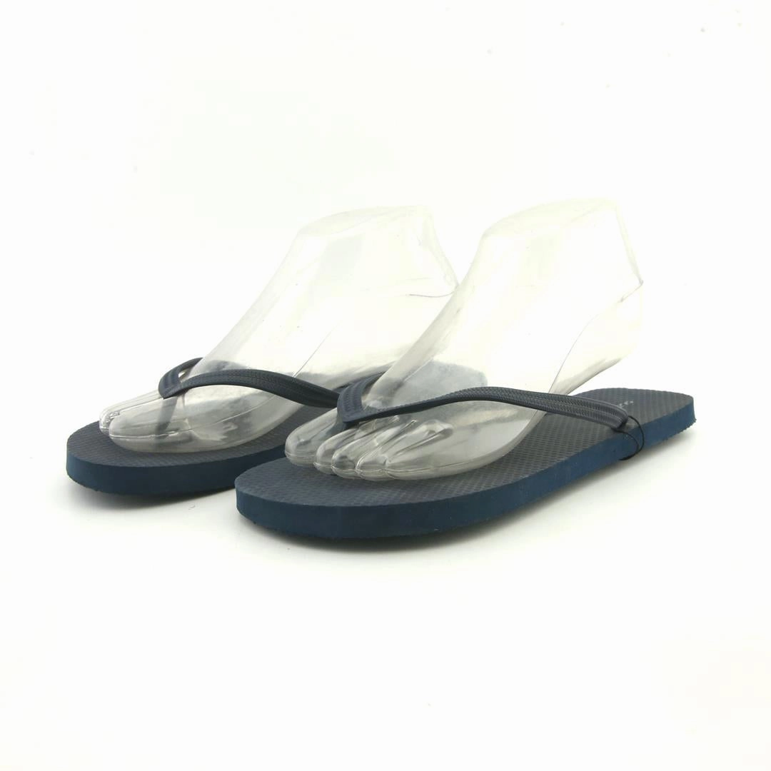 OLD NAVY . Old Navy versatile casual footwear