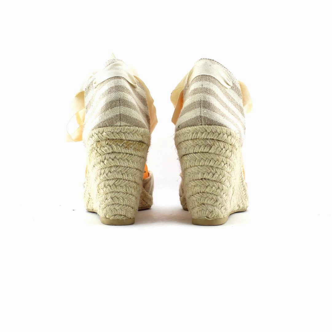 OLD NAVY . affordable Old Navy shoe visuals