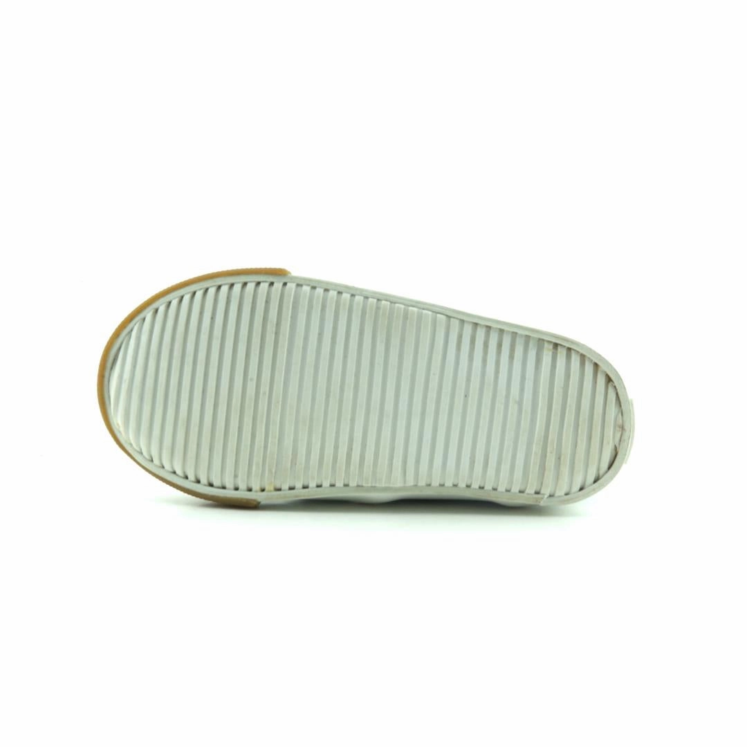 OLD NAVY . affordable Old Navy shoe visuals