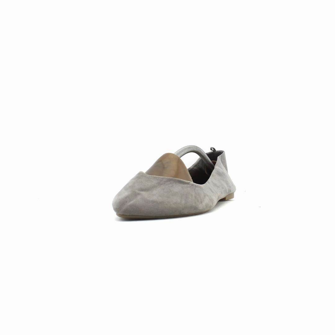 OLD NAVY . affordable Old Navy shoe visuals