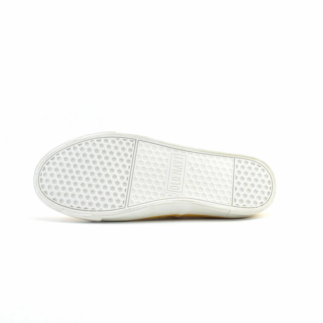 OLD NAVY . affordable Old Navy shoe visuals
