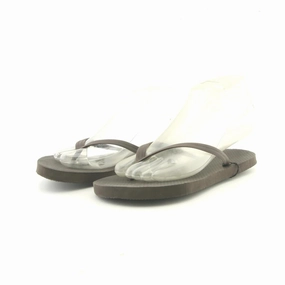 OLD NAVY . Old Navy versatile casual footwear
