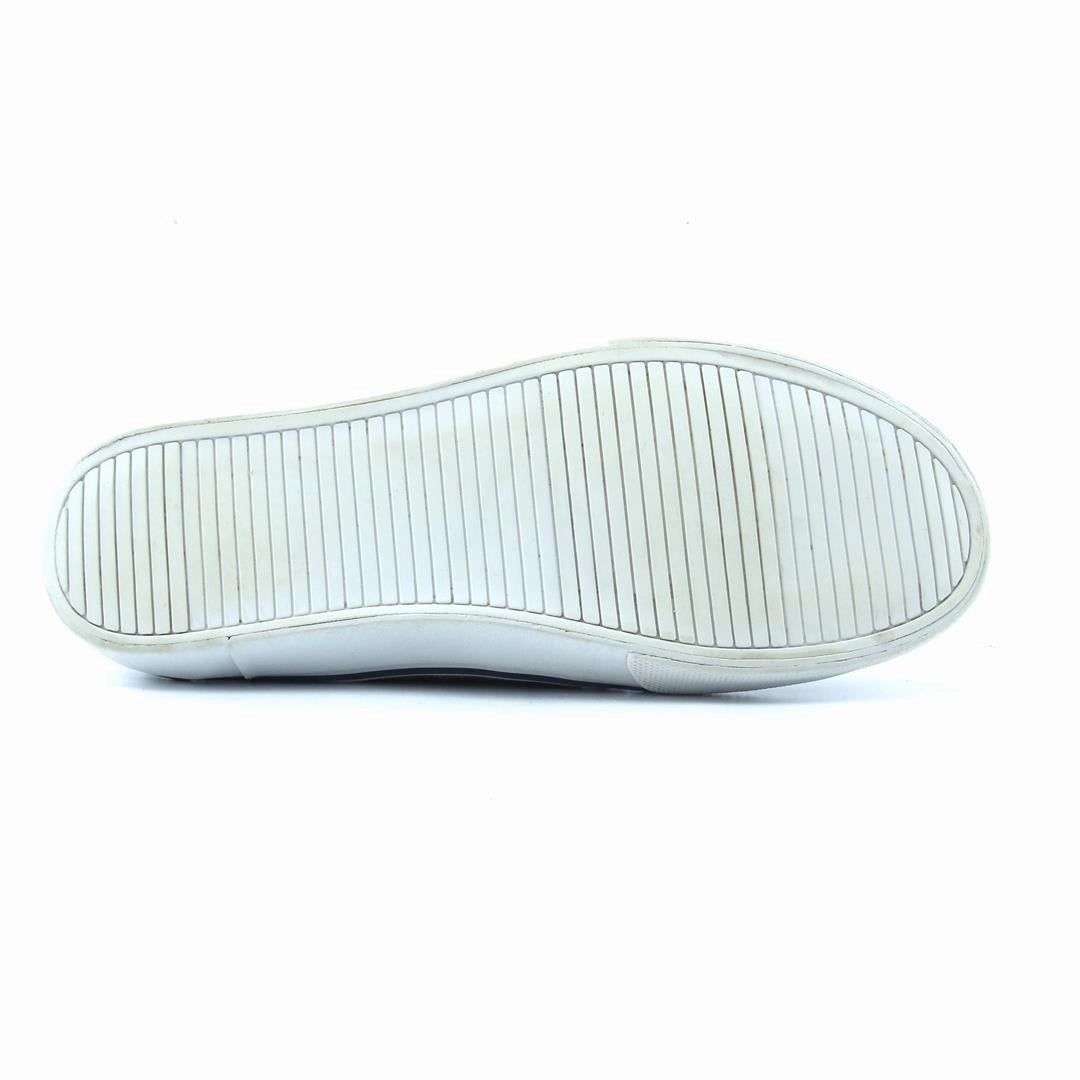 OLD NAVY . affordable Old Navy shoe visuals
