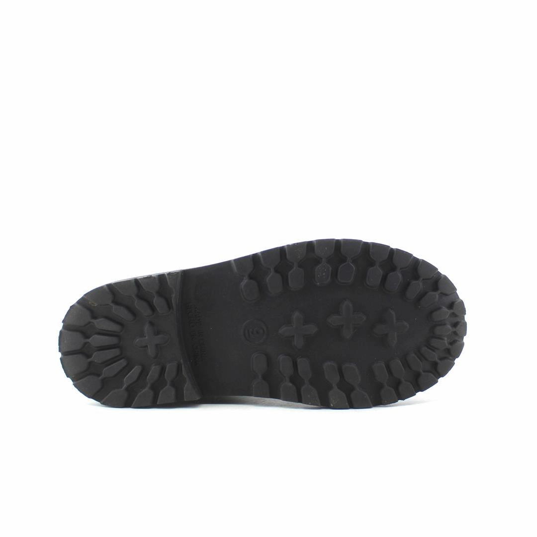 OLD NAVY . affordable Old Navy shoe visuals