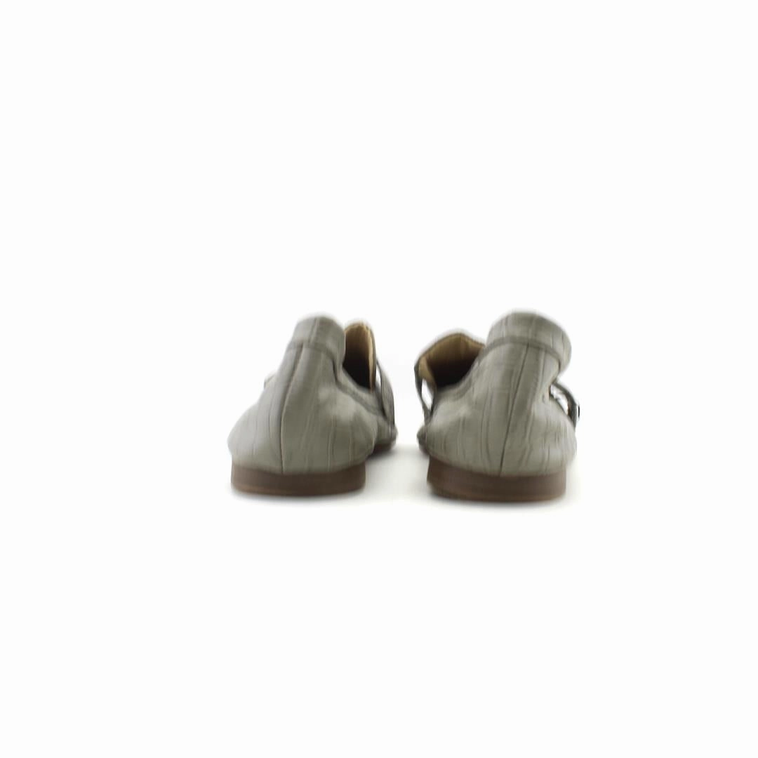 OLD NAVY . affordable Old Navy shoe visuals