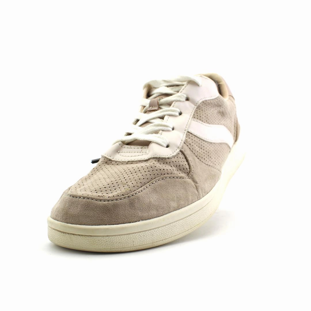 OLD NAVY . affordable Old Navy shoe visuals