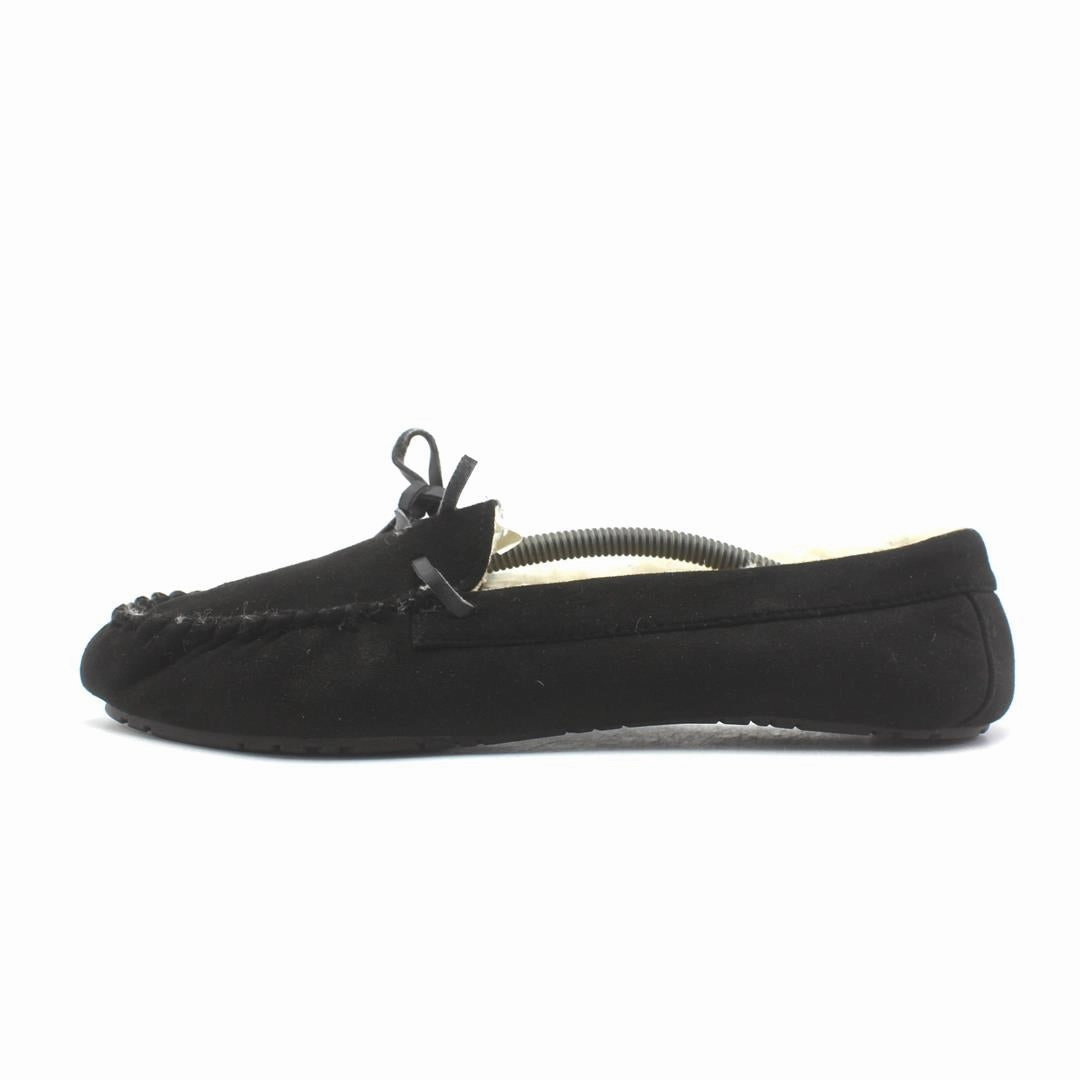OLD NAVY . Old Navy versatile casual footwear