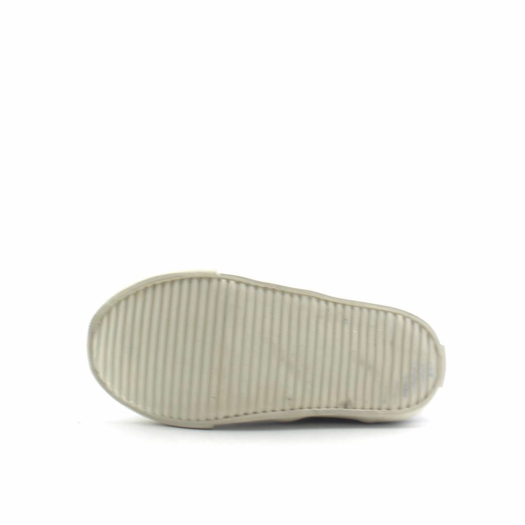 OLD NAVY . affordable Old Navy shoe visuals
