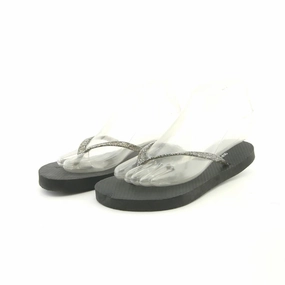OLD NAVY . Old Navy versatile casual footwear