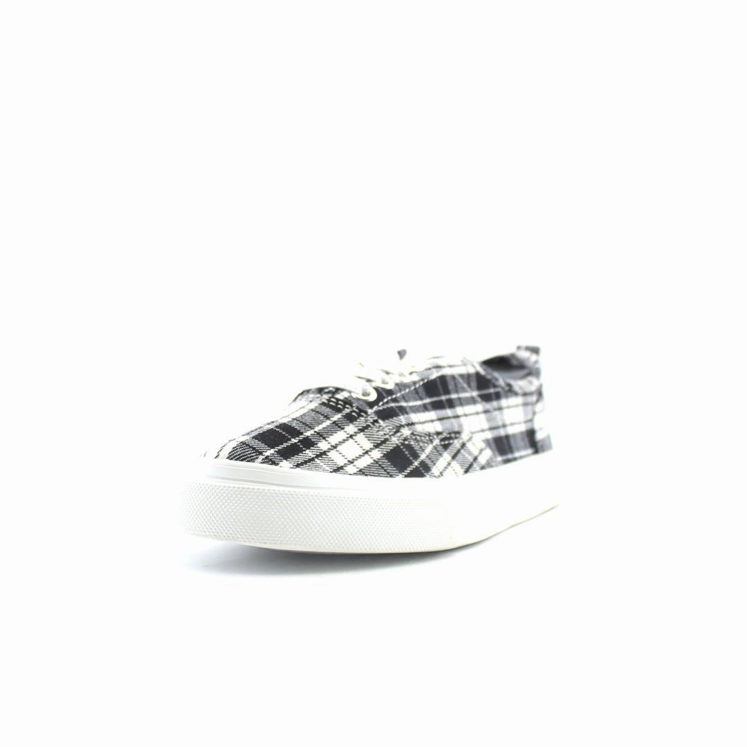 OLD NAVY . affordable Old Navy shoe visuals