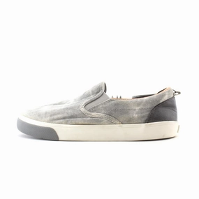 OLD NAVY . Old Navy versatile casual footwear