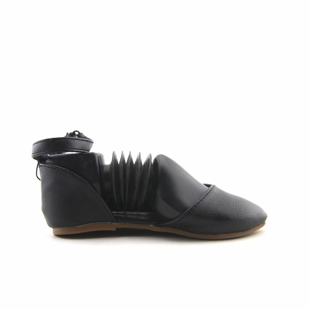 OLD NAVY . affordable Old Navy shoe visuals
