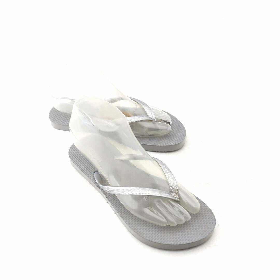 OLD NAVY . affordable Old Navy shoe visuals