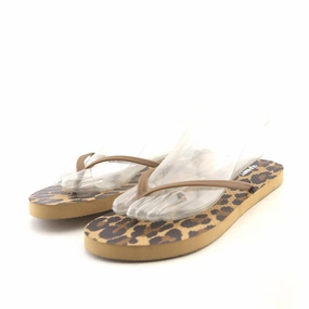 OLD NAVY . Old Navy versatile casual footwear