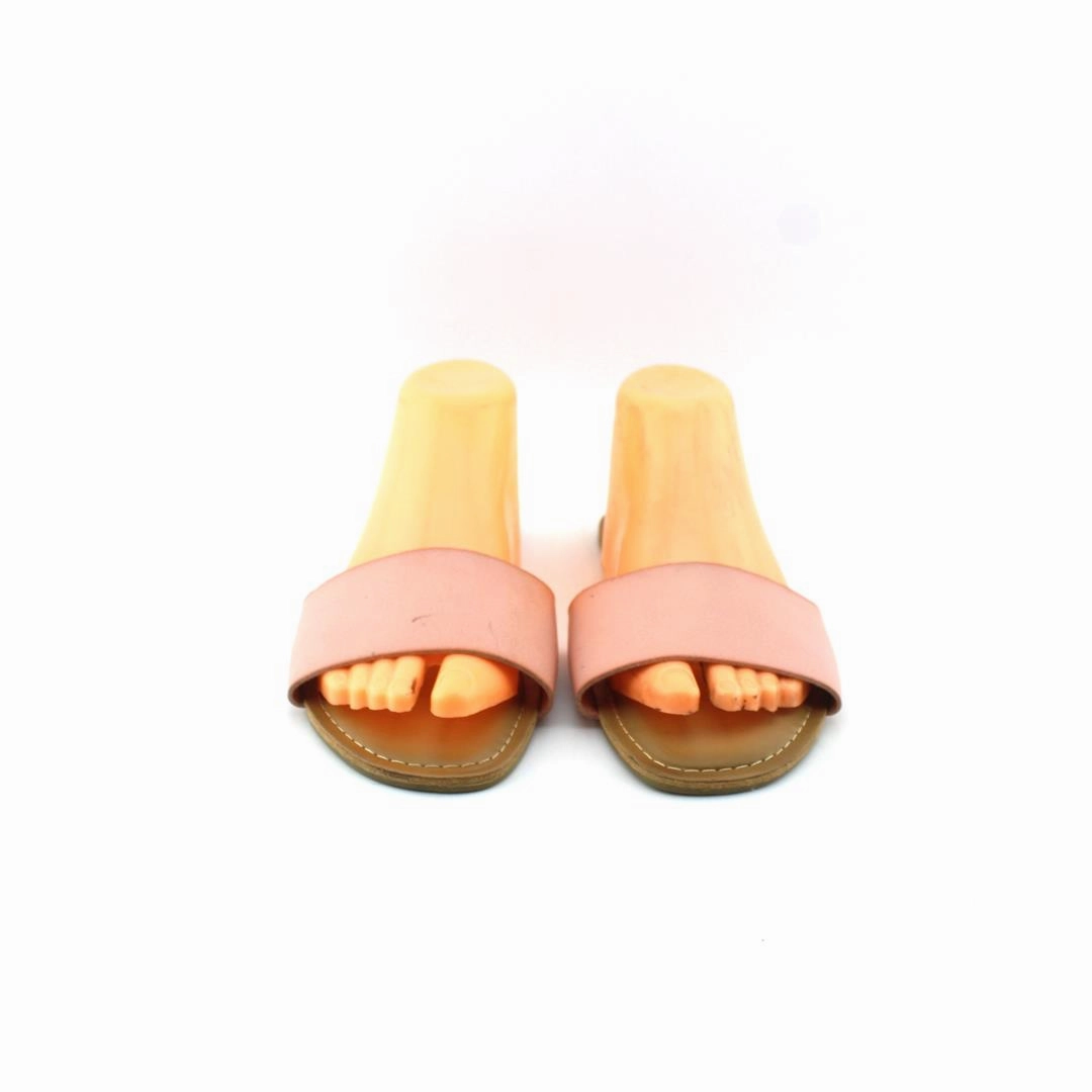 OLD NAVY . affordable Old Navy shoe visuals