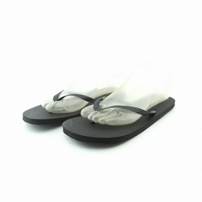 OLD NAVY . Old Navy versatile casual footwear