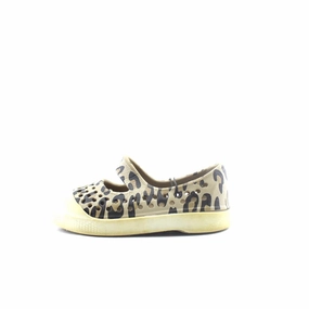 OLD NAVY . Old Navy versatile casual footwear