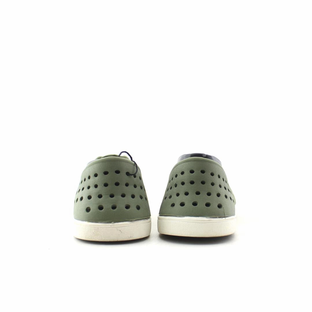 OLD NAVY . affordable Old Navy shoe visuals