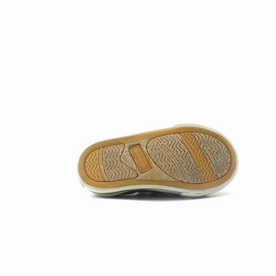 OLD NAVY . affordable Old Navy shoe visuals