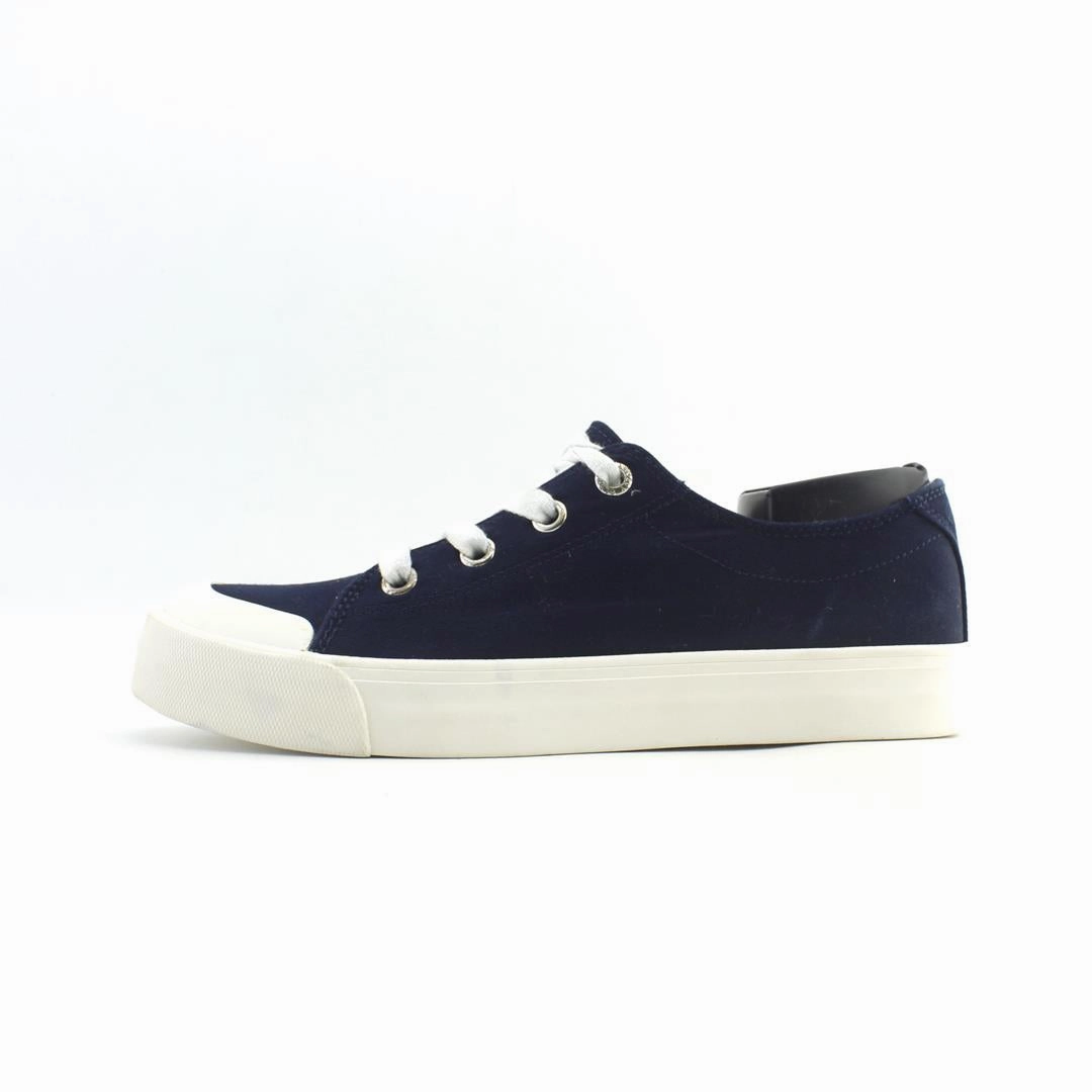 OLD NAVY . Old Navy versatile casual footwear