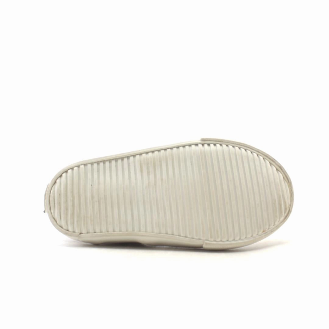 OLD NAVY . affordable Old Navy shoe visuals