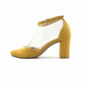 OLD NAVY . Old Navy versatile casual footwear