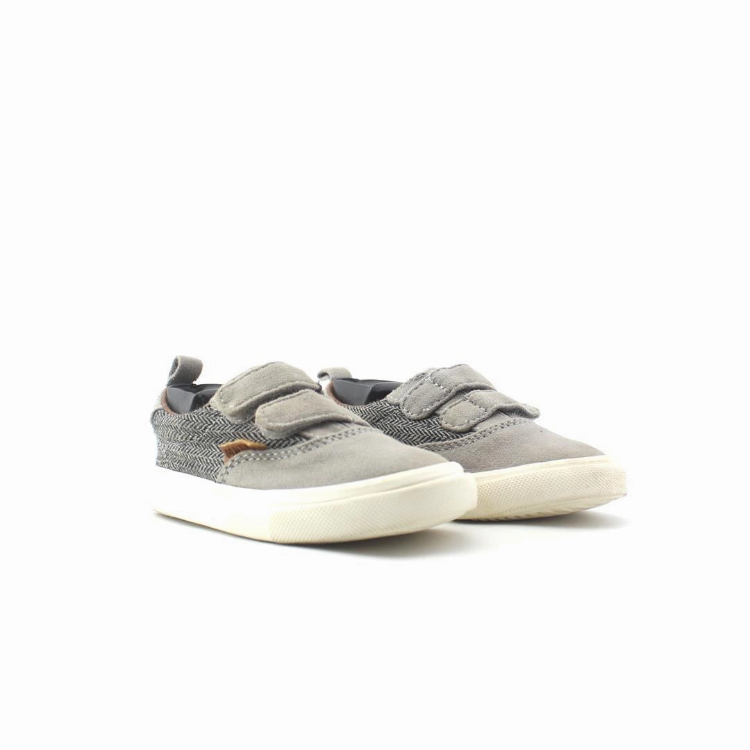 OLD NAVY . everyday Old Navy footwear looks
