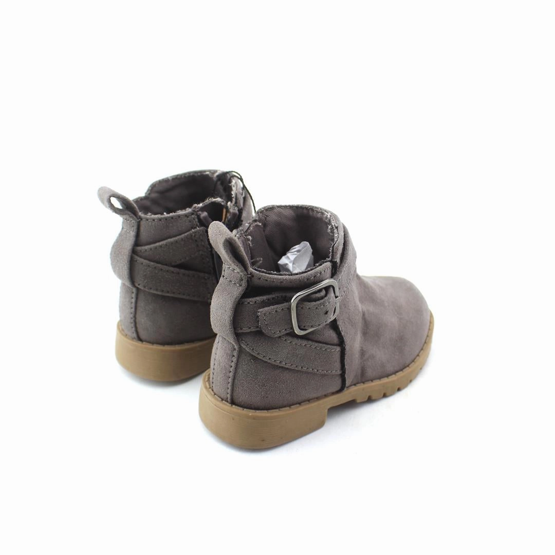 OLD NAVY . everyday Old Navy footwear looks