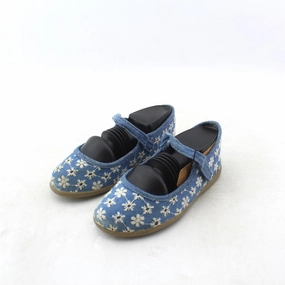 OLD NAVY . Old Navy everyday footwear styles