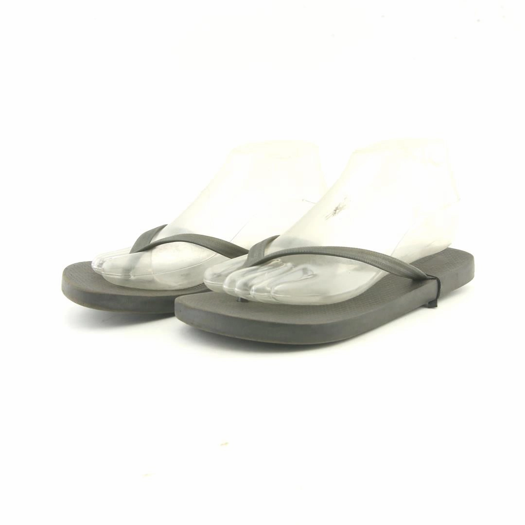 OLD NAVY . Old Navy everyday footwear styles