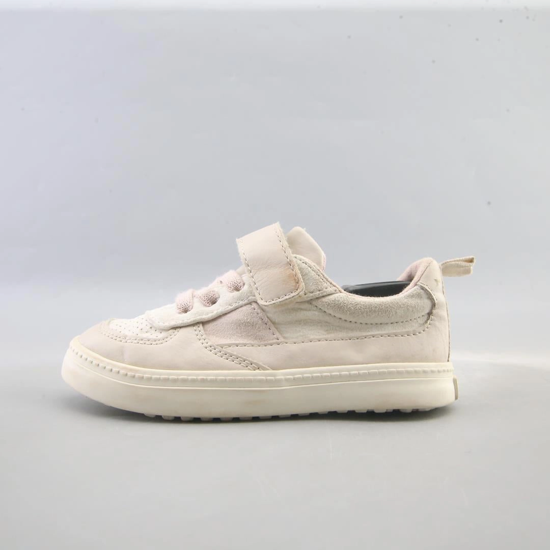 OLD NAVY . Old Navy everyday footwear styles