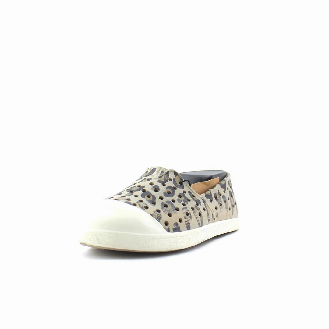 OLD NAVY . everyday Old Navy footwear looks