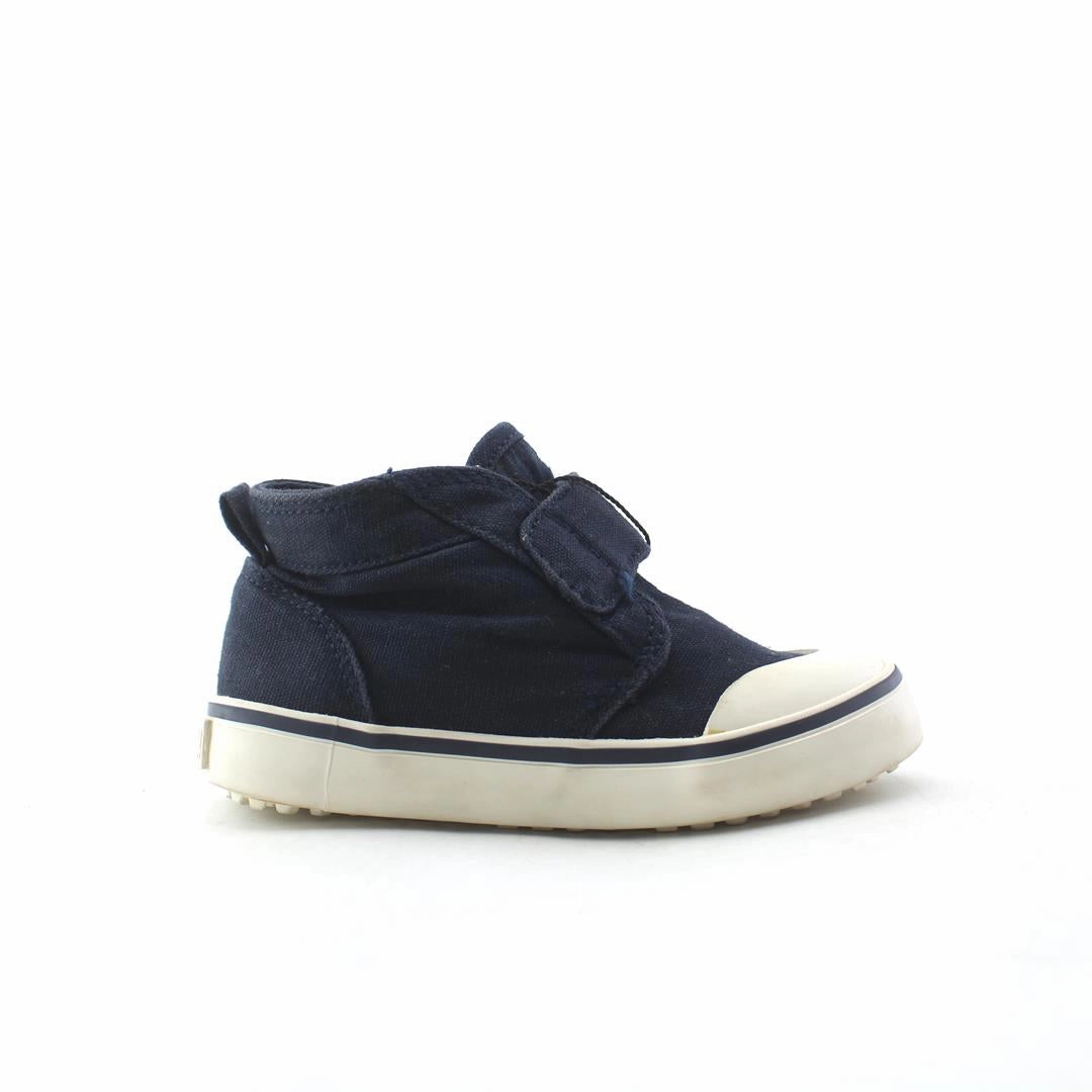 OLD NAVY . everyday Old Navy footwear looks