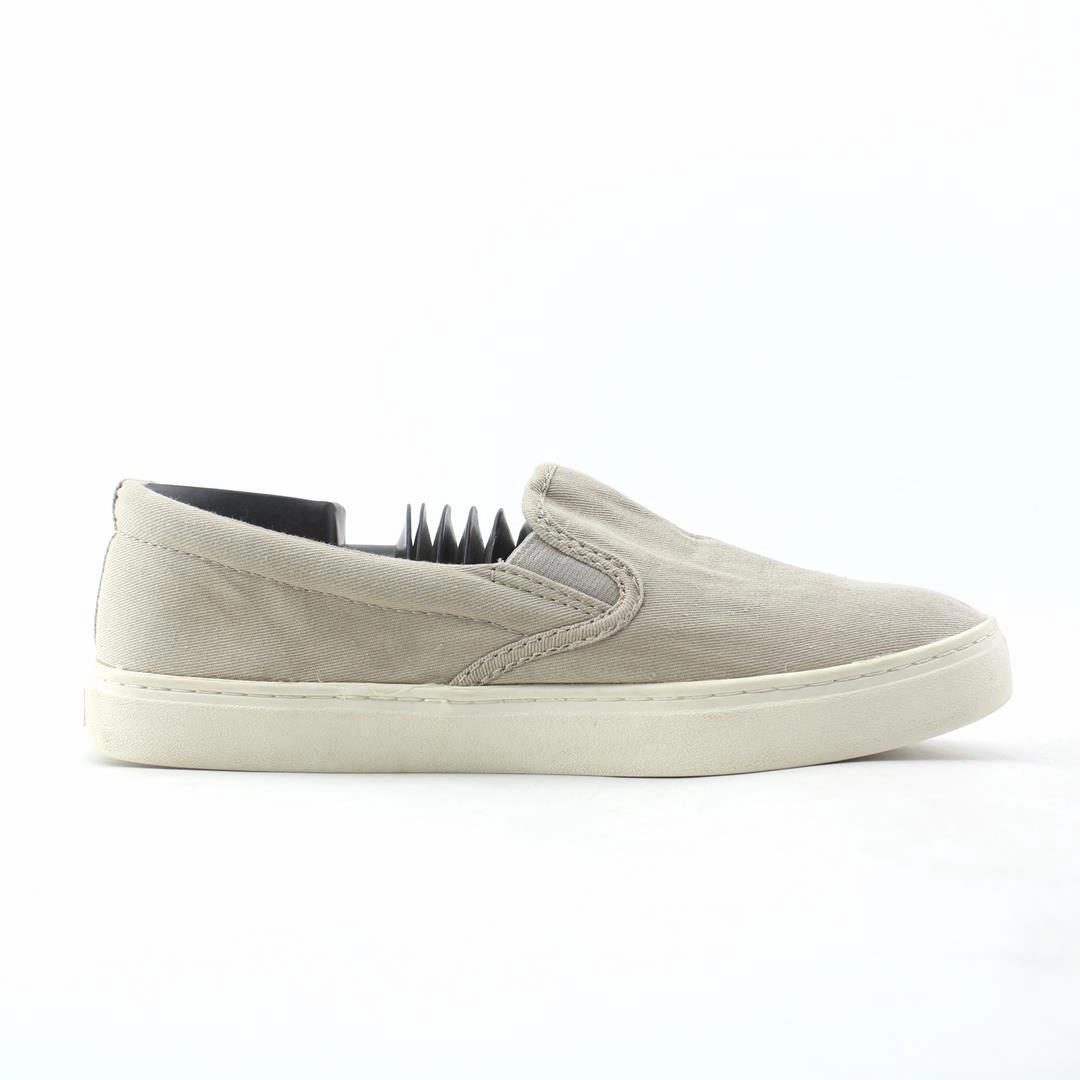 OLD NAVY . everyday Old Navy footwear looks