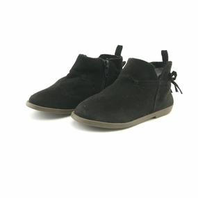 OLD NAVY . Old Navy everyday footwear styles