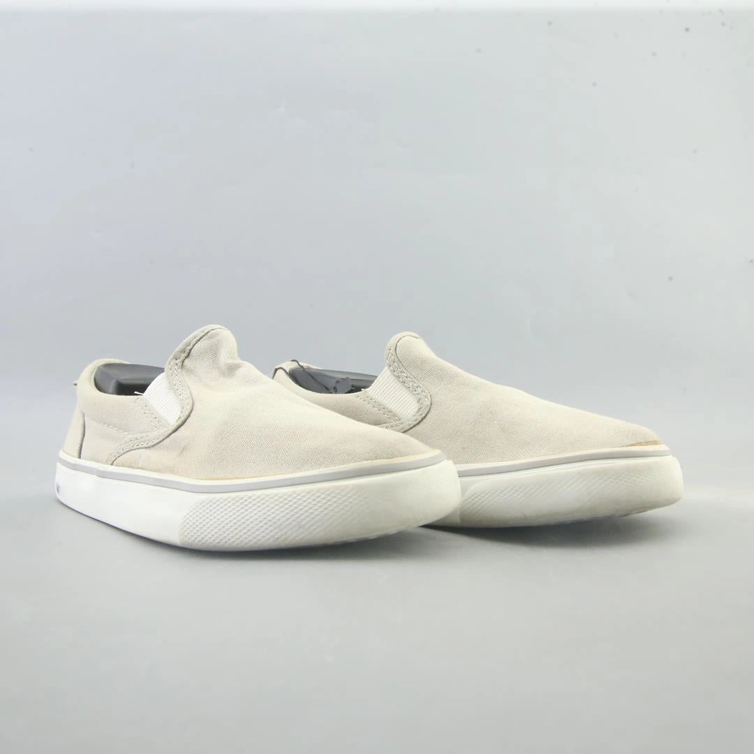 OLD NAVY . everyday Old Navy footwear looks