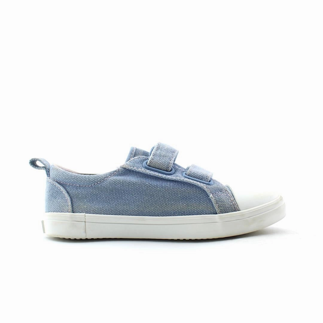 OLD NAVY . everyday Old Navy footwear looks