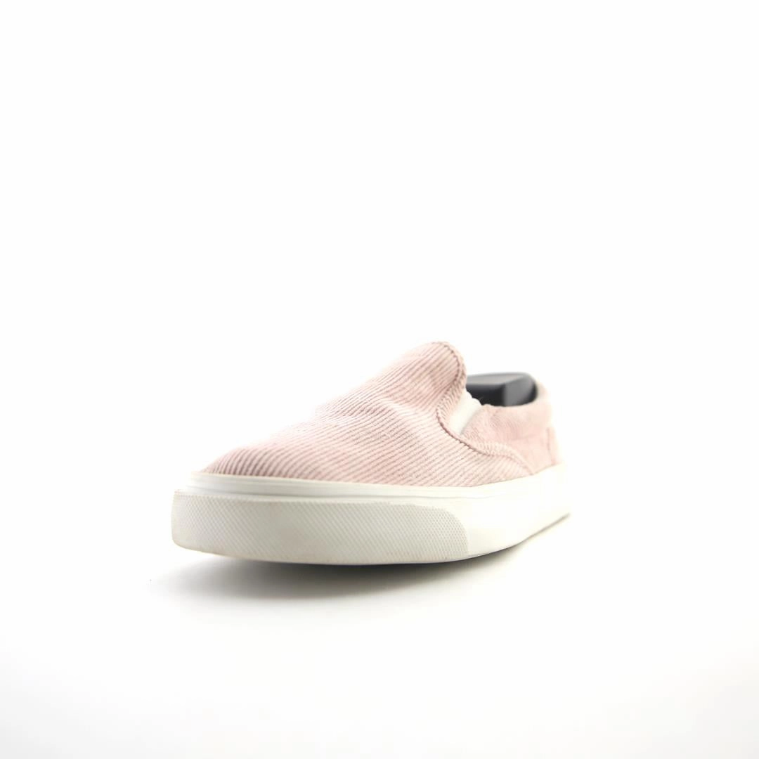 OLD NAVY . everyday Old Navy footwear looks