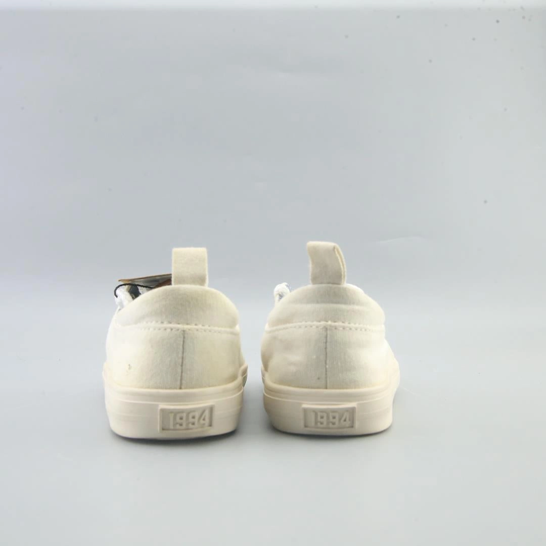 OLD NAVY . everyday Old Navy footwear looks